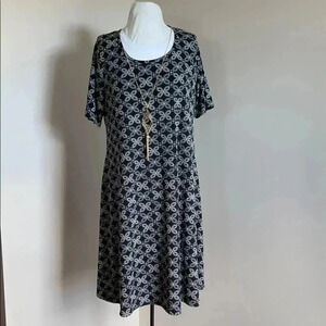 Tiffany & Grey Short Sleeved Swing Dress NWOT​​